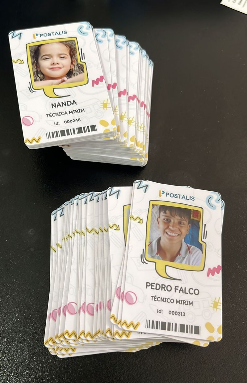 Crachá em PVC Personalizado com a Sua Foto — Frente e Verso | 54x86mm — foto 6 de 8