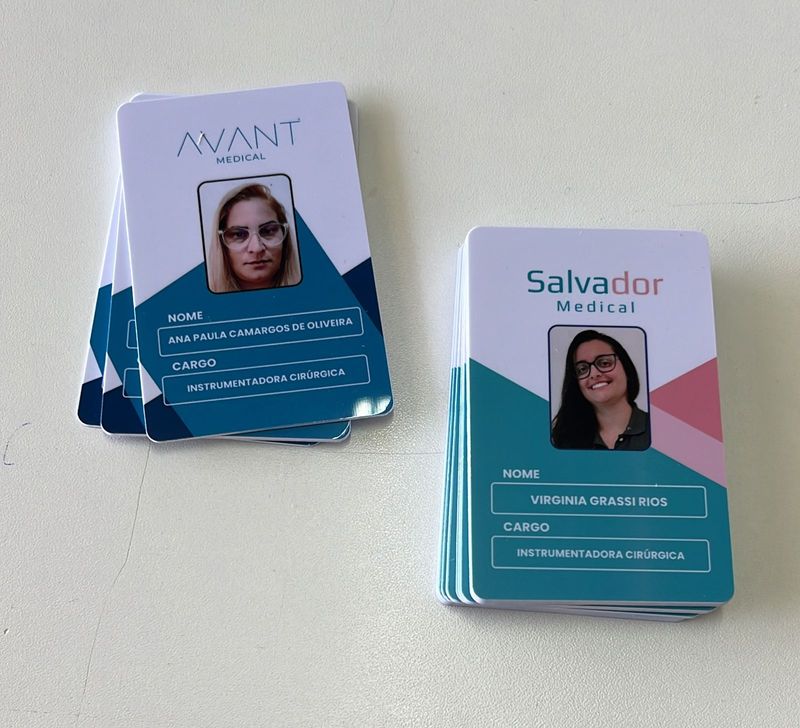 Crachá em PVC Personalizado com a Sua Foto — Frente e Verso | 54x86mm — foto 7 de 8