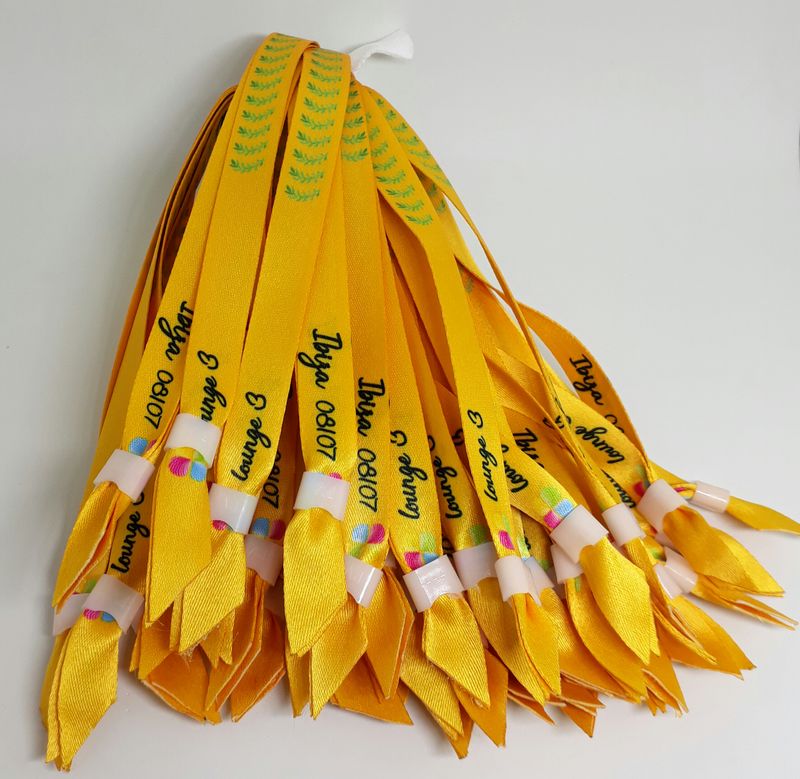 Pulseiras para o seu evento — Pulseiras Personalizadas 20mm com Trava — Impressão nos 2 Lados